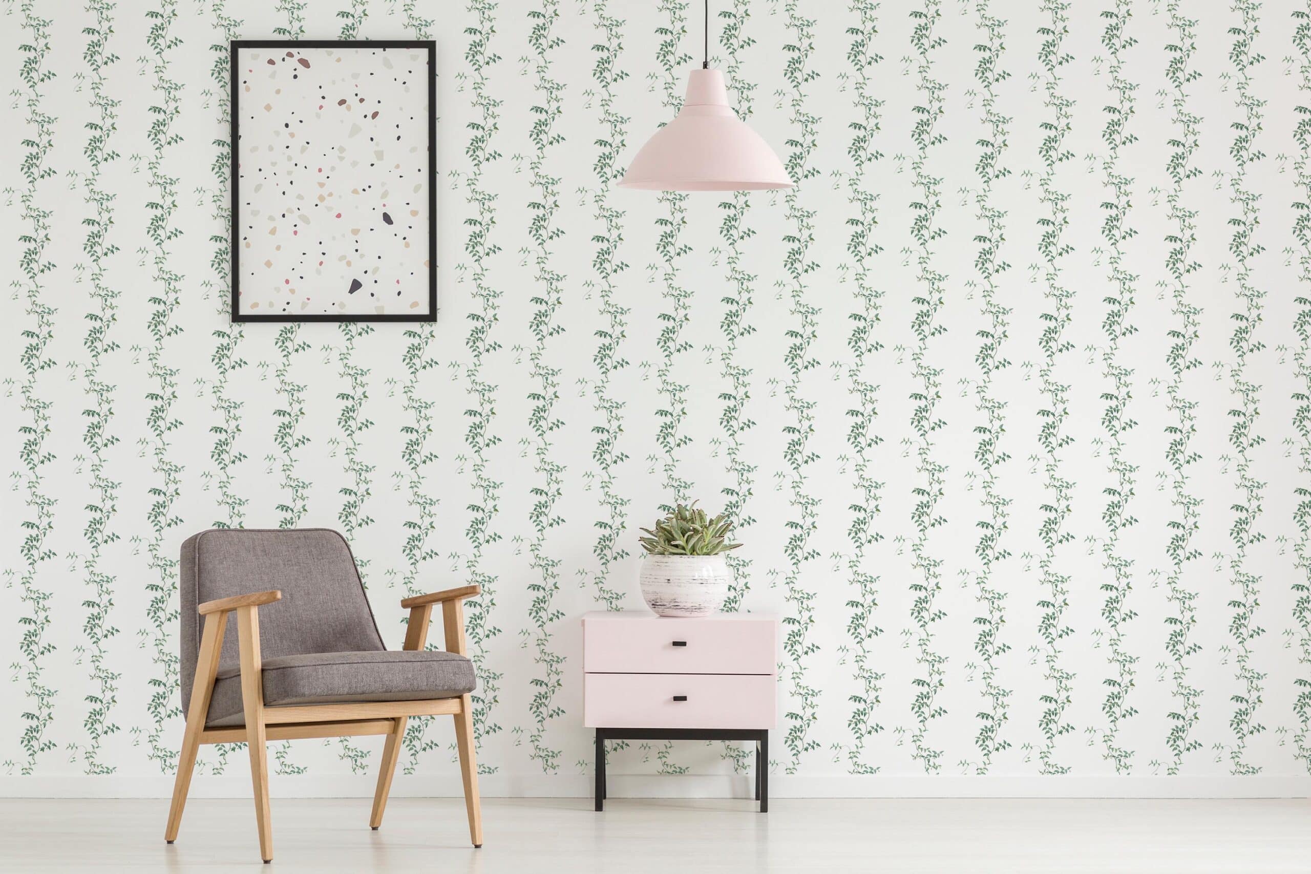 Verdant Vines Wallpaper Traditional wallpaper 76cm x 243cm